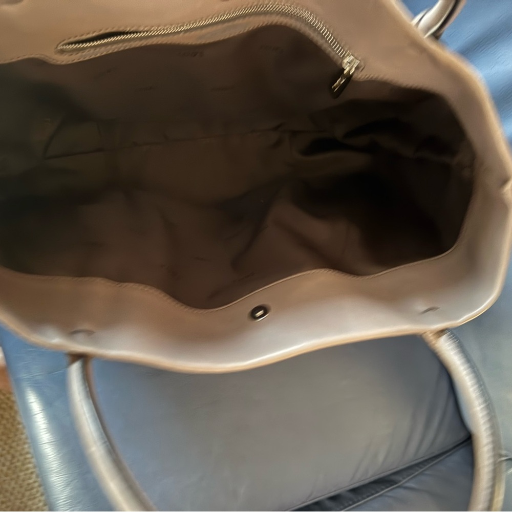 Tod's Tan Leather Tote Bag - Picture 4 of 4